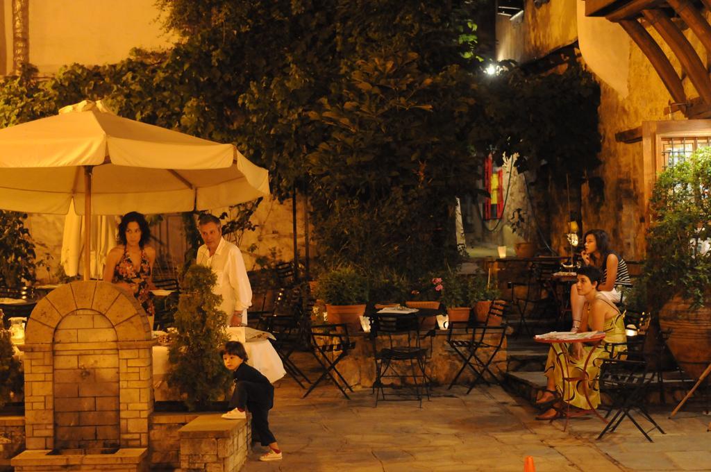Oikia Alexandrou Traditional Inn Arnaía Exterior foto