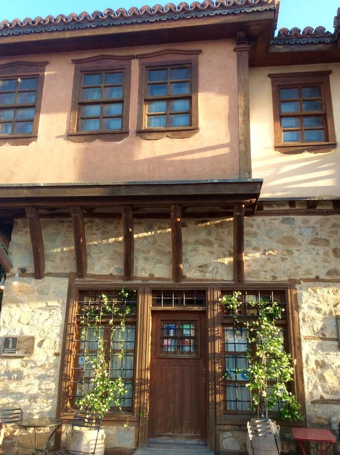 Oikia Alexandrou Traditional Inn Arnaía Exterior foto